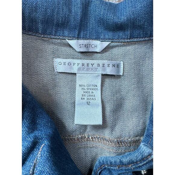 Geoffry Beene Sport Women's Jean/Denim jacket, size 12; Vintage, tapered waist - Picture 3 of 9